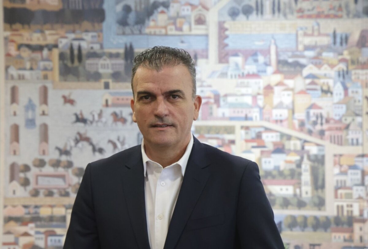 Μαμάκος: «Διαφυλάσσουμε την ιστορική αλήθεια και μετατρέπουμε τη μνήμη σε ευθύνη για το μέλλον»