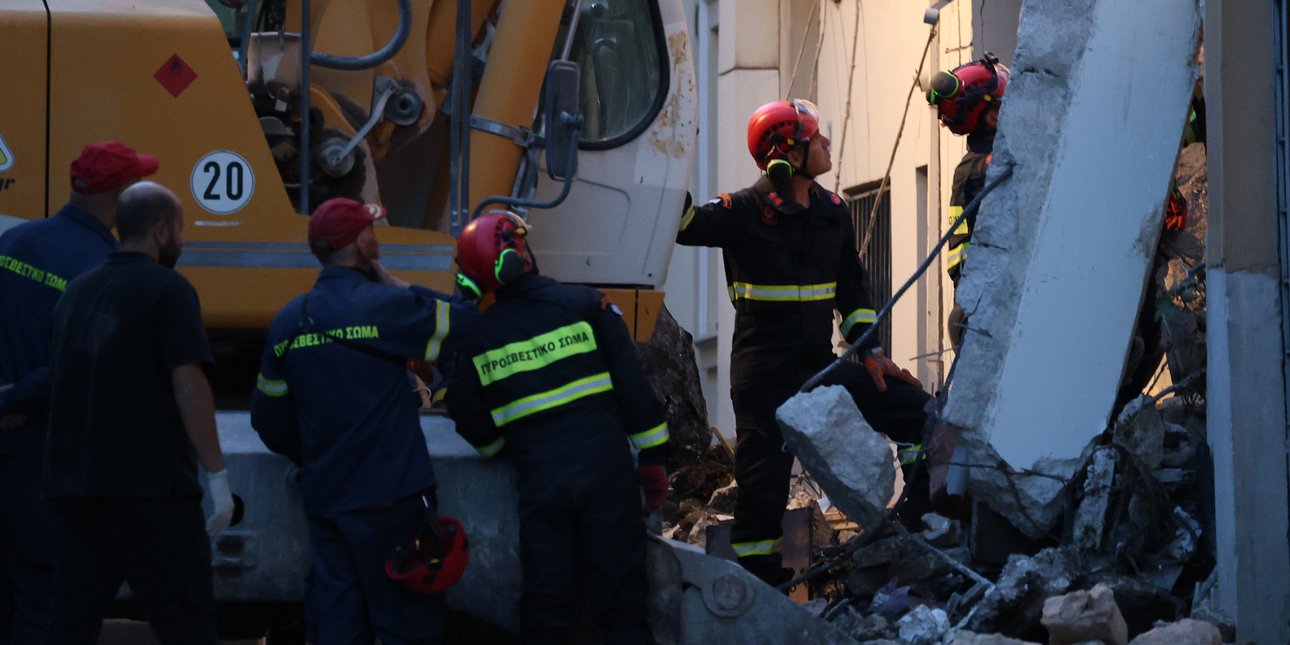 Έκρηξη στην Πλάκα: Φόβοι για μεγάλη τραγωδία, έξι αγνοούμενοι - Συνεχίζεται η έρευνα