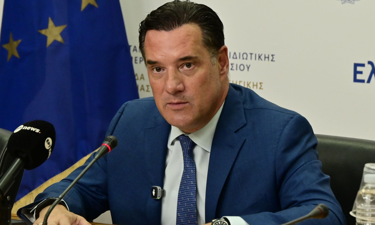Άδωνις για Medwatch: Στο μικροσκόπιο οδοντιατρεία για... μπότοξ, ιατρεία για βλαστοκύτταρα -Τι είπε για Πατούλη, Καρυστιανού