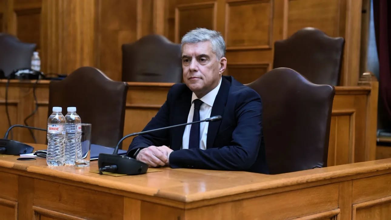 Μπάζωμα στα Τέμπη: Ο Αγοραστός κάνει λόγο για πολιτική δίκη και αρνείται κάθε ευθύνη.