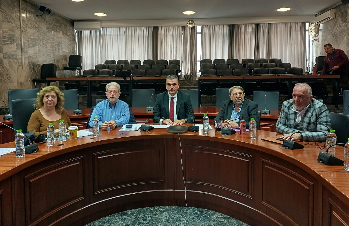 Στη Λάρισα συνεδριάζει η Επιτροπή Ψηφιακής Διακυβέρνησης της ΚΕΔΕ – Τι  συζητείται (ΦΩTO)