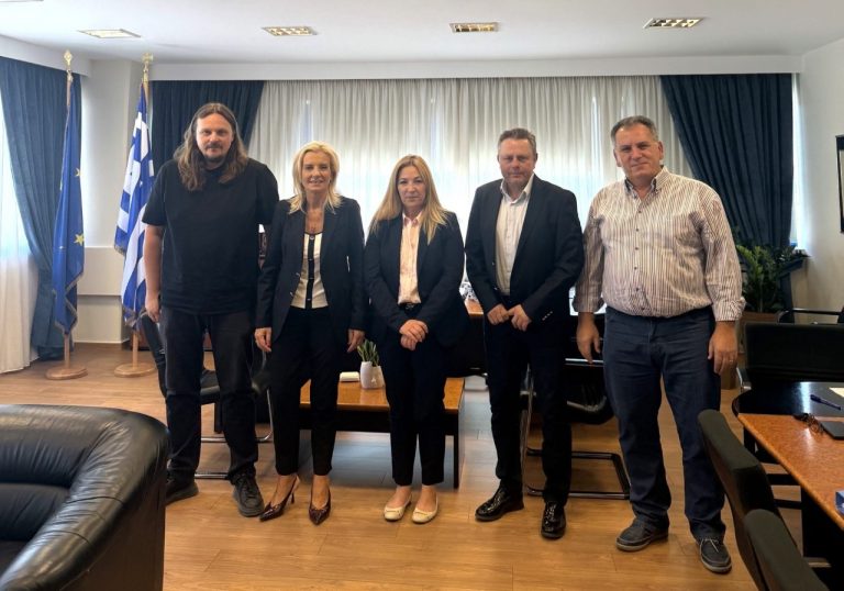 Συνεργασία της Αποκεντρωμένης Διοίκησης με το ΤΕΕ για τις κατεδαφίσεις αυθαίρετων κατασκευών