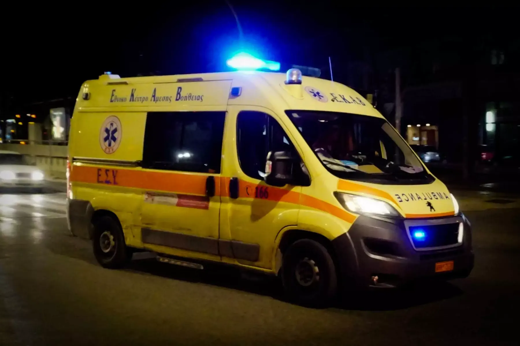 Σοκ στον Βόλο: Νεκρός νεαρός άνδρας σε εγκαταλελειμμένο κτίσμα στη Νεάπολη