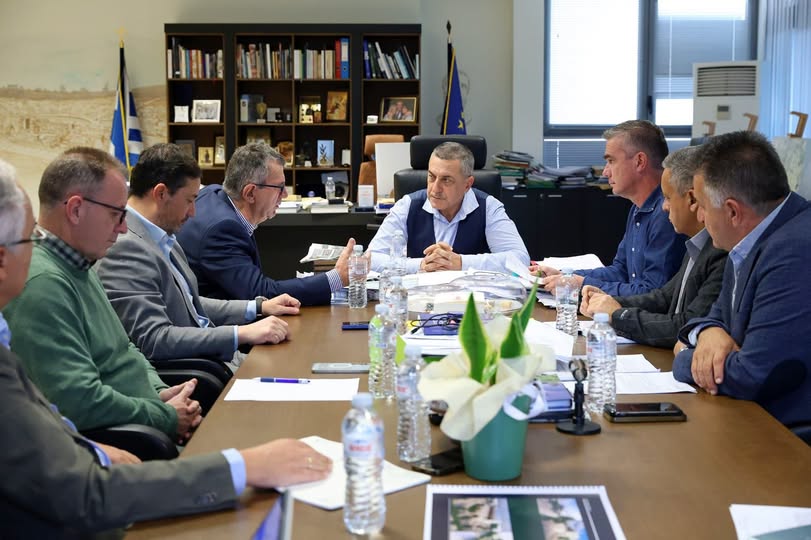 Η πρόταση Κουρέτα για τη διάθεση των αδιάθετων ελληνικών 4000 τόνων οσπρίων σε στρατό, νοσoκομεία