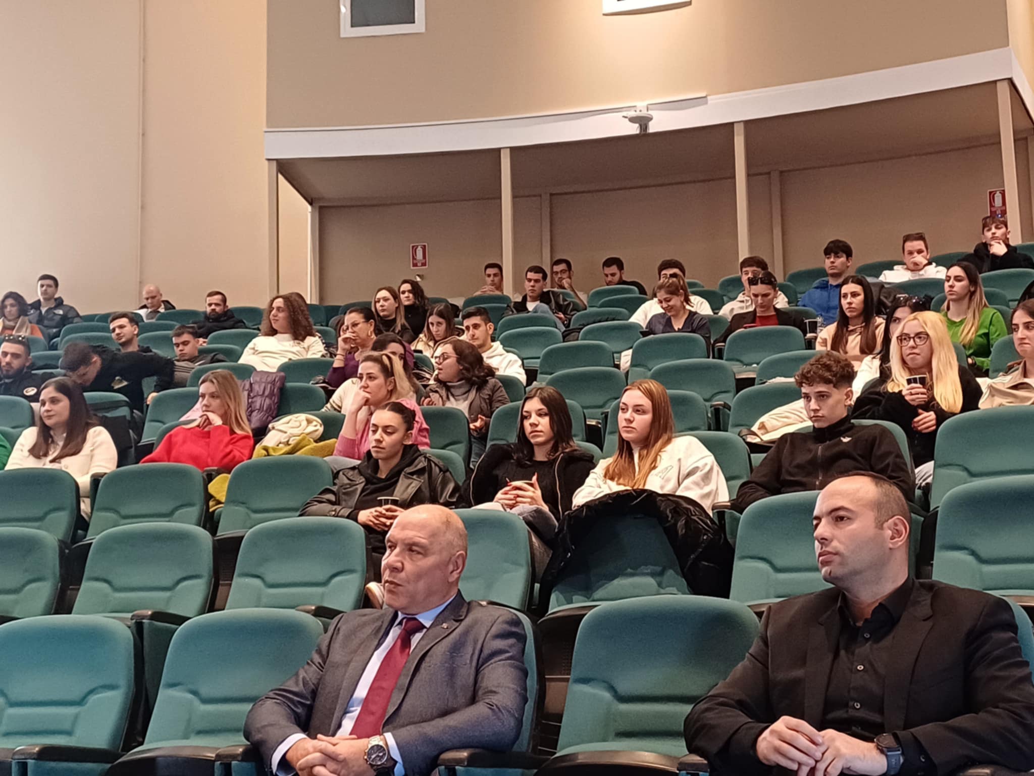 Στη Λάρισα βρίσκεται η υφυπουργός Εσωτερικών Παρασκευή Χαραλαμπογιάννη (ΦΩΤΟ)