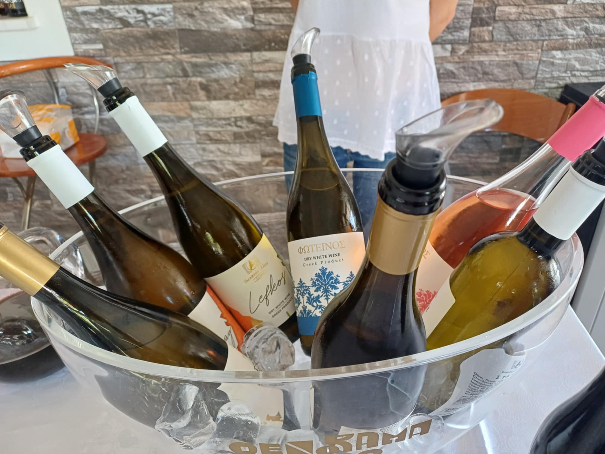 Ανοιχτά οινοποιεία το Σαββατοκύριακο- στο οινοποιείο του Τάκη Αλατά στη Φαλάνη (ΦΩΤΟ+video)