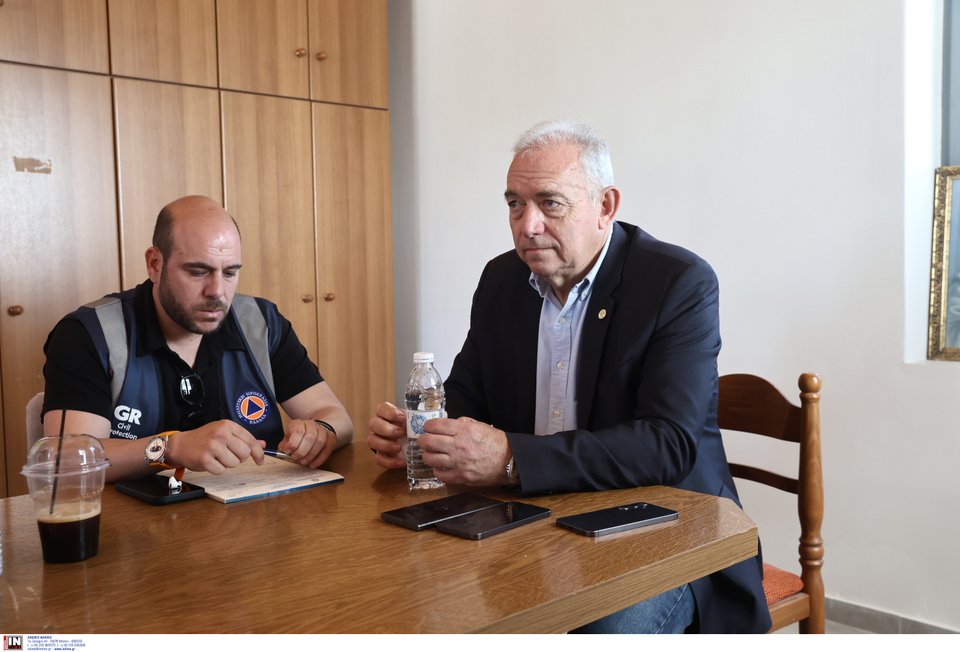 Στην Εύβοια ο Λέκκας με κλιμάκιο για ελέγχους: Ήπια η σεισμική δραστηριότητα, θα διαρκέσει κάποιες ημέρες