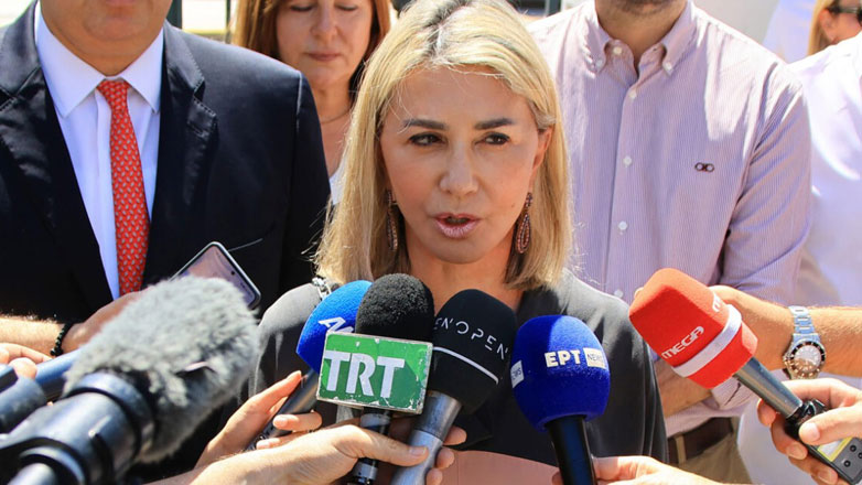 «Μου είπε ότι αν φύγω από το υπουργείο και δεν του δώσω λεφτά θα με αποδομήσει», κατέθεσε η Ζέττα Μακρή