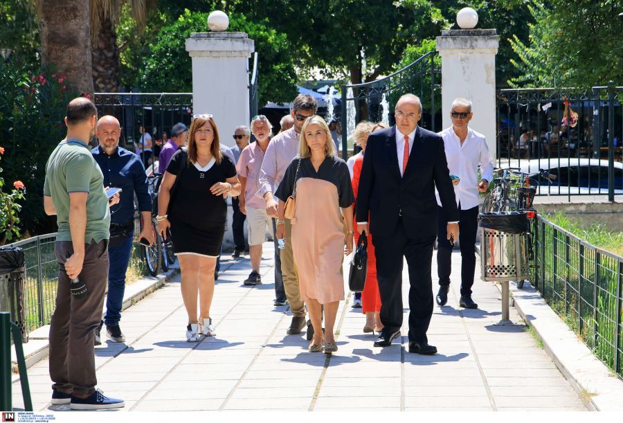 Διακόπηκε η δίκη του Βολιώτη δημοσιογράφου γοια τον εκβιασμό που κατήγγειλε η Ζέττα Μακρή