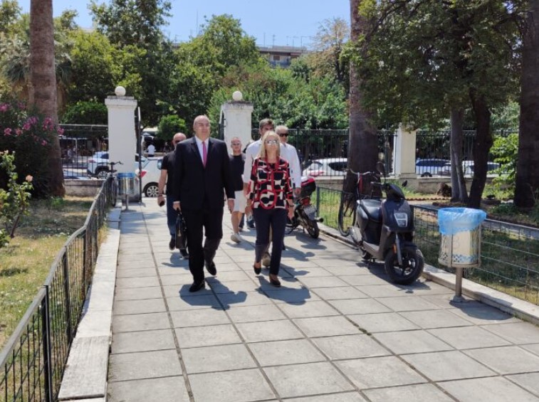 Δίκη δημοσιογράφου στον Βόλο: Ένοχος για απόπειρα εκβίασης της Ζέττας Μακρή