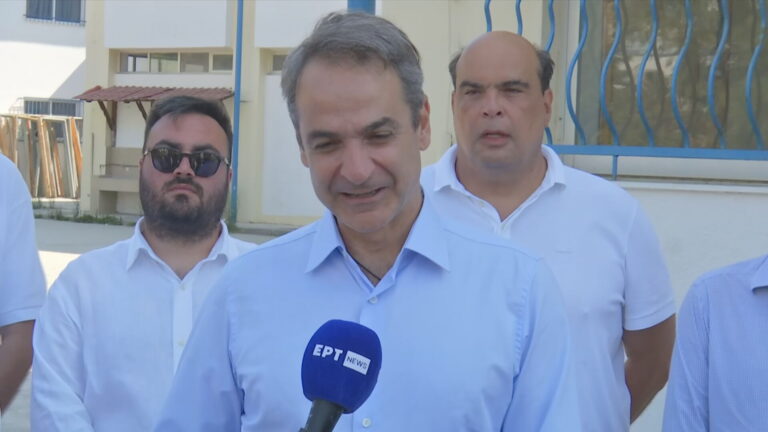 Μητσοτάκης από Σκιάθο: Κλείνουμε τα αυτιά στην τοξικότητα και εργαζόμαστε σκληρά (βίντεο)