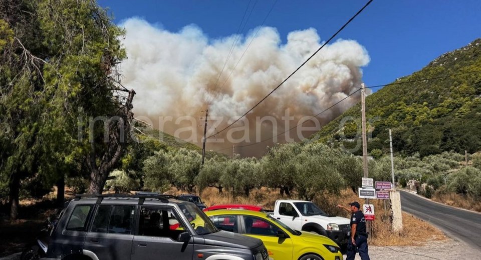 Νέο μεγάλο πύρινο μέτωπο στην Αχαΐα, μπαράζ 112 για εκκενώσεις -Σε εξέλιξη οι φωτιές σε Ζάκυνθο, Βόνιτσα, Άρτα, Πρέβεζα