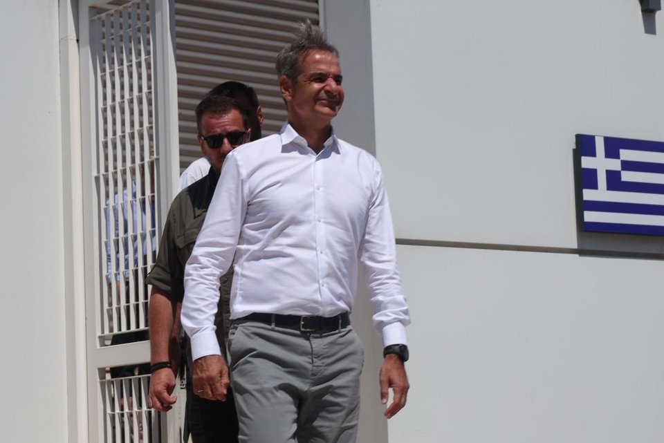 Στο Εθνικό Συντονιστικό Κέντρο για τη Διαχείριση Κρίσεων ο Μητσοτάκης -Προήδρευσε σε σύσκεψη για τις πυρκαγιές