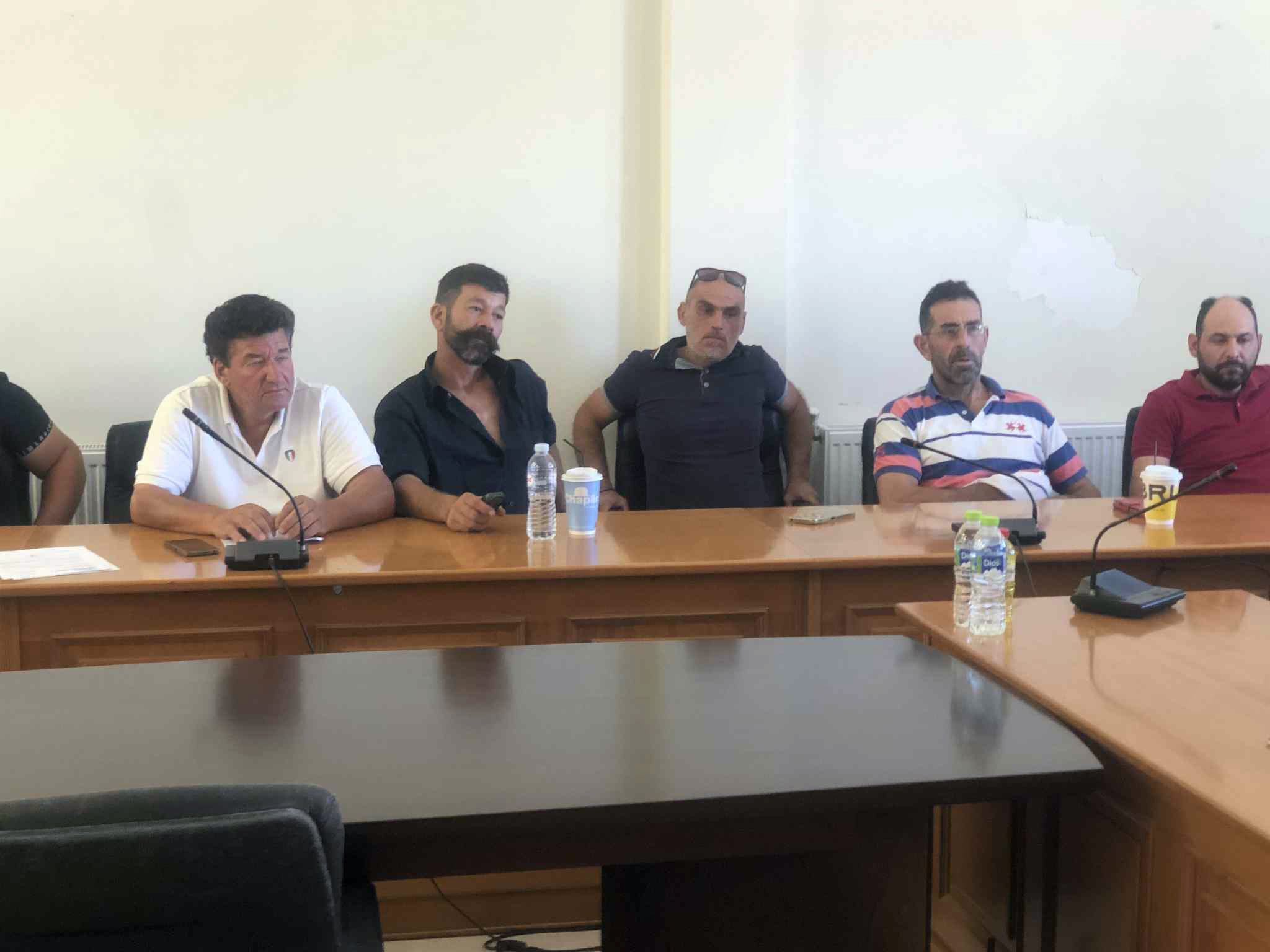 Συνάντηση στο Δημαρχείο Φαρσάλων με κτηνοτρόφους για την ευλογιά των αιγοπροβάτων