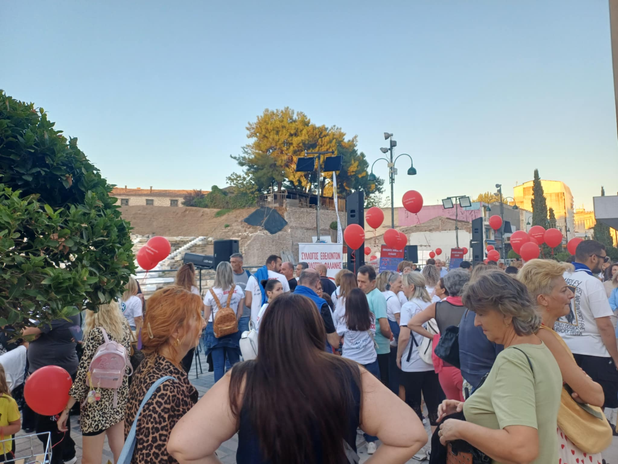 Η φλόγα τηα αγάπης άναψε απόψε στη Λάρισα- Λαμπαδηδρομία Εθελοντών Αιμοδοτών (ΦΩΤΟ+video)