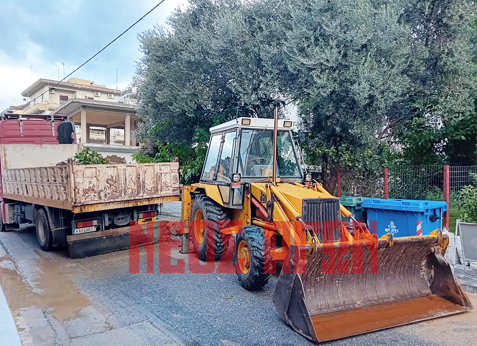 «Σπάσιμο» σε κεντρικό αγωγό της ΔΕΥΑΚ στην Καρδίτσα (ΦΩΤΟ)