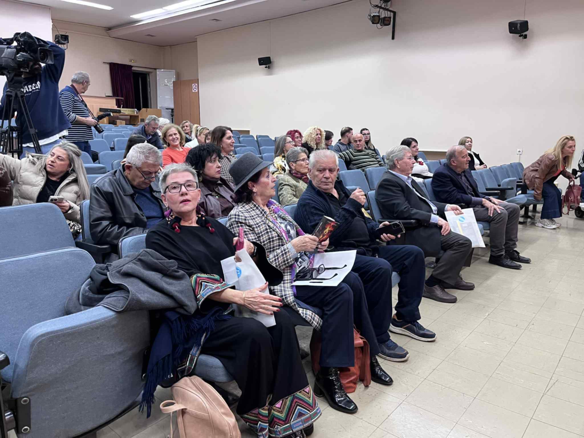 Παρουσίαστηκε το νέο βιβλίο του συγγραφέα Στυλιανού Χειρίδη «Ο Άνεμος της Καρδιάς» στη Λάρισα.