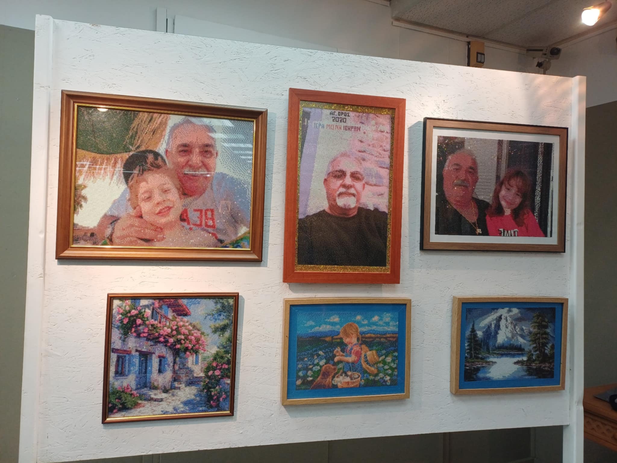 Λάρισα: Λειτουργεί μέχρι 22 Νοεμβρίου στο Χατζηγιάννειο η ενδιαφέρουσα 3η Έκθεση Ψηφιδωτού με διαμαντάκια (ΦΩΤΟ)