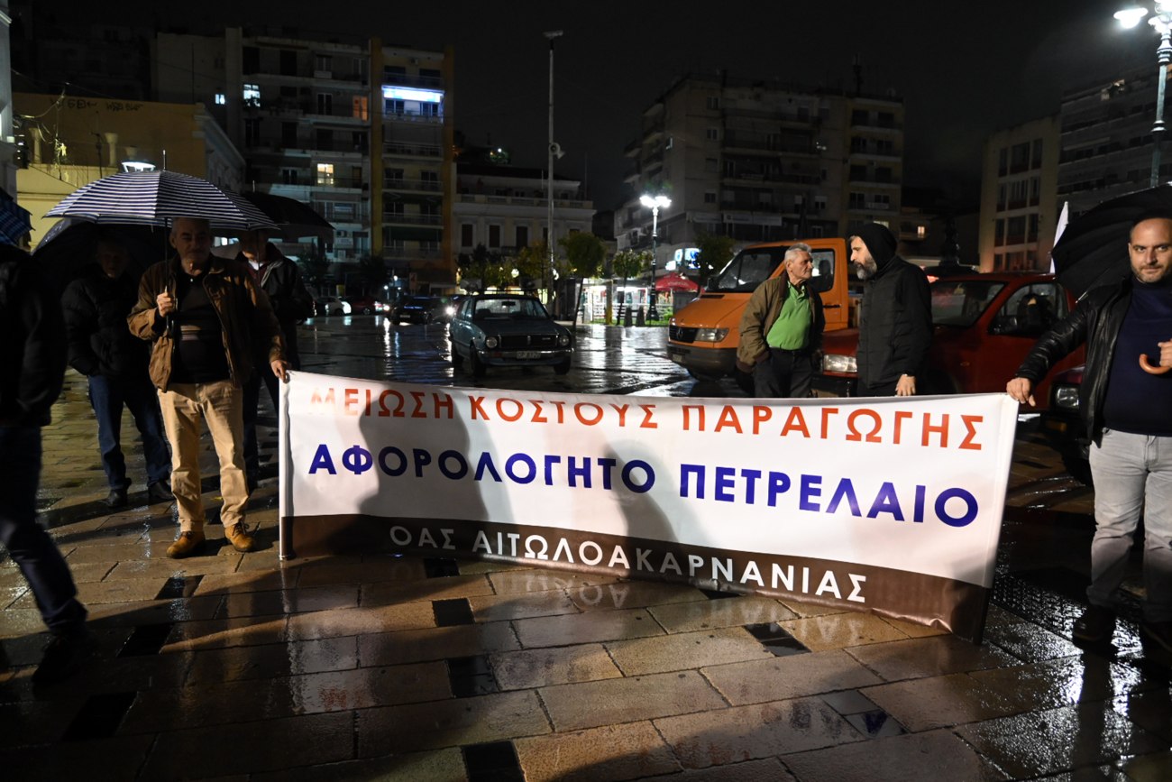 Ώρα αποφάσεων για τους αγρότες – Πανελλαδική σύσκεψη στη Νίκαια Λάρισας- Σκέψεις για μπλόκο στην Εθνική Οδό