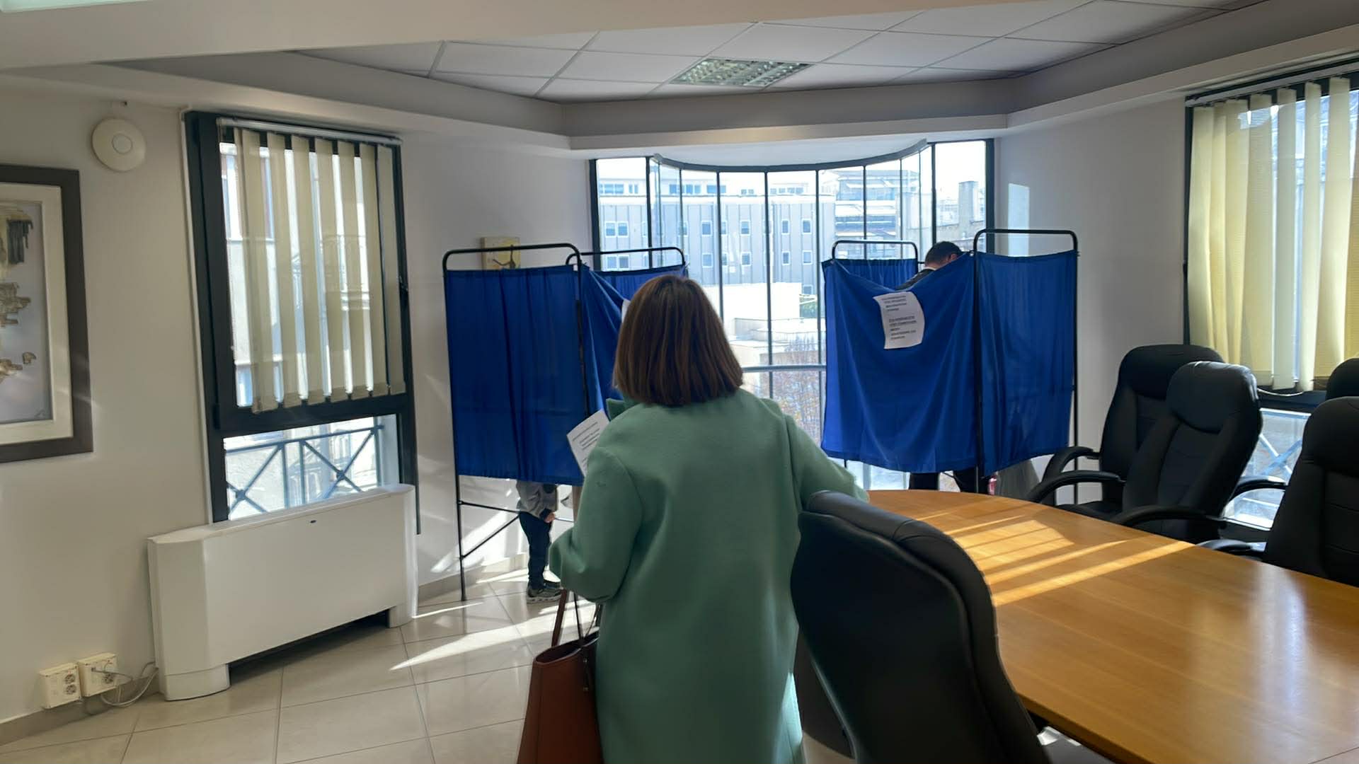 Ομαλά διεξάγονται οι εκλογές στο δικηγορικό σύλλογο Λάρισας- τρεις οι υποψήφιοι για την προεδρία (ΦΩΤΟ)