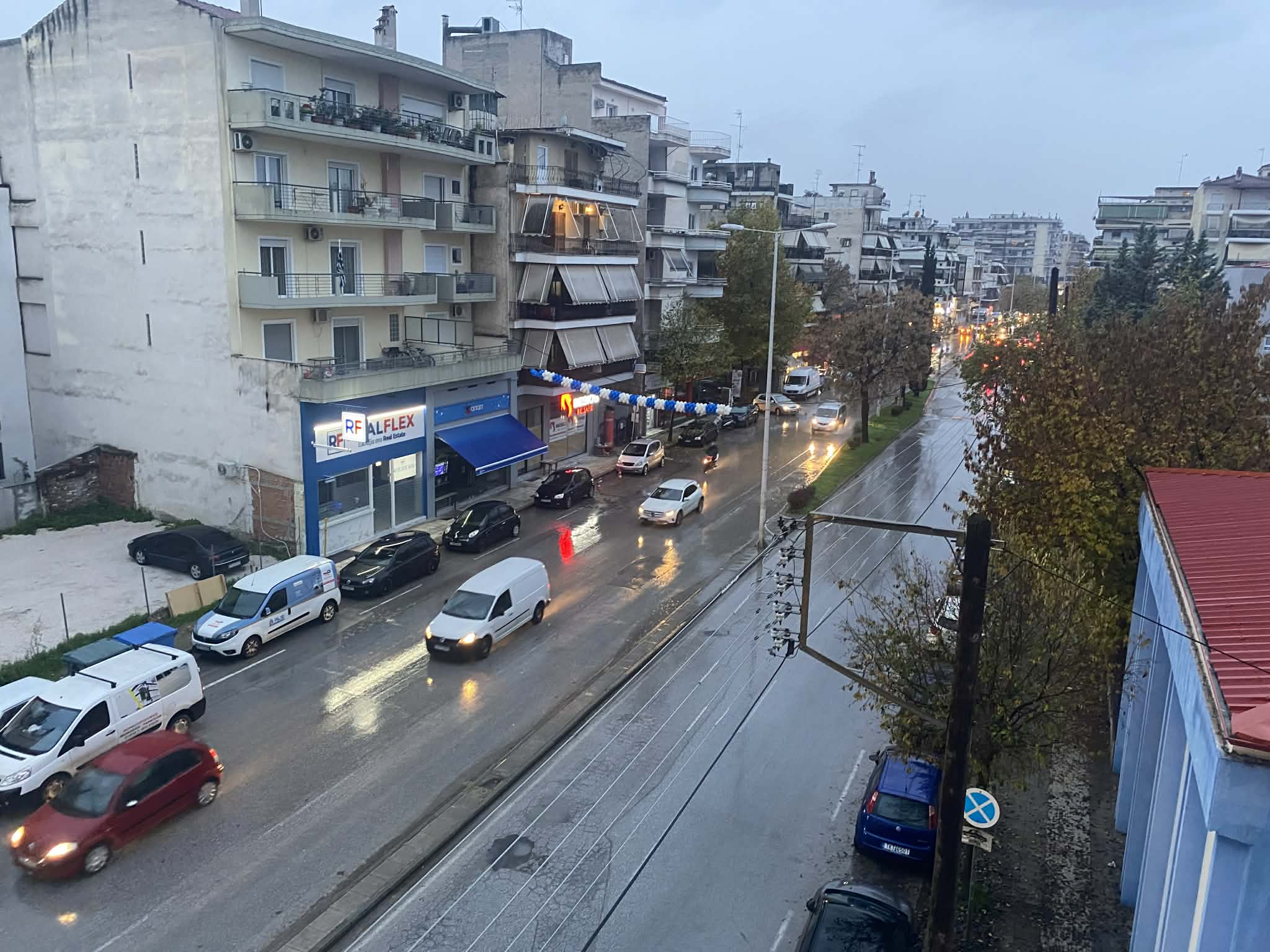 Χωρίς προβλήματα προς το παρόν η Θεσσαλία από την κακοκαιρία Βyron-κλειστά σήμερα τα σχολεία στη Μαγνησία