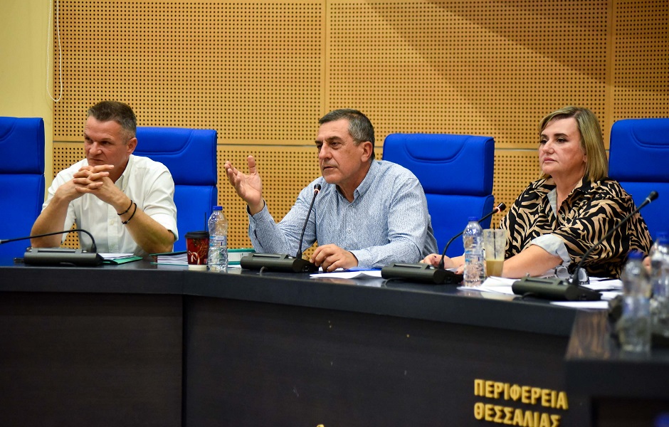 Περιφερειακό Συμβούλιο: Στήριξη στις αγροτικές κινητοποιήσεις και στον αγώνα των υγειονομικών να μην υποβαθμιστεί το ΓNΛ