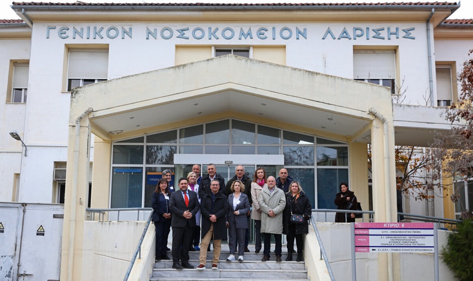 Επίσκεψη Κουρέτα με «μηνύματα» στην Παιδιατρική Κλινική  του Γενικού Νοσοκομείου Λάρισας