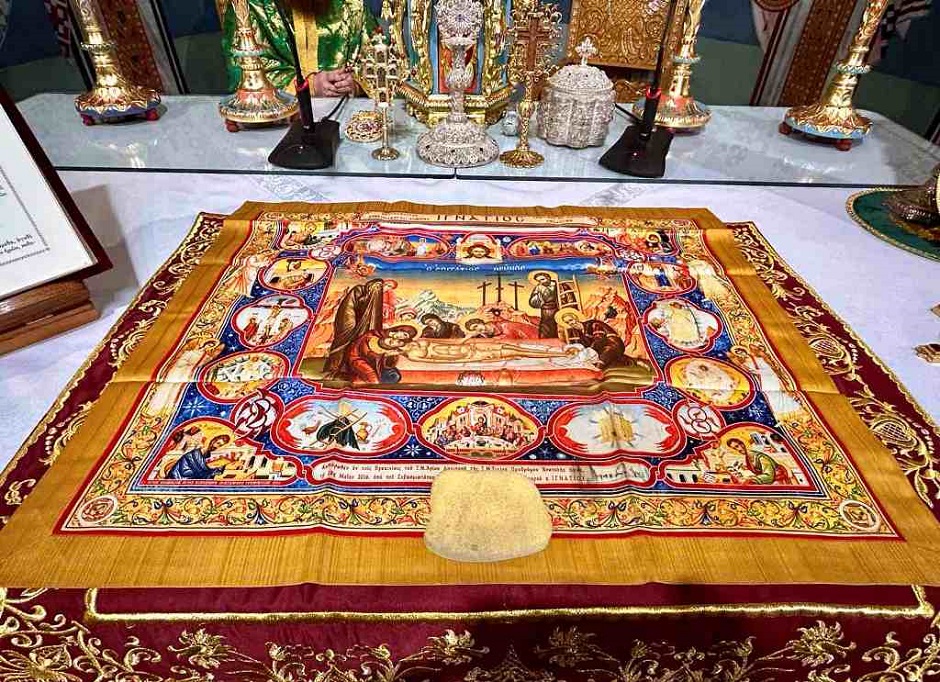 Δημητριάδος Ιγνάτιος: «Ο Θεός ζητά την αγάπη της καρδιάς μας» - Λαμπρή η πανήγυρις των Αγίων Αντωνίων στην Αγιά