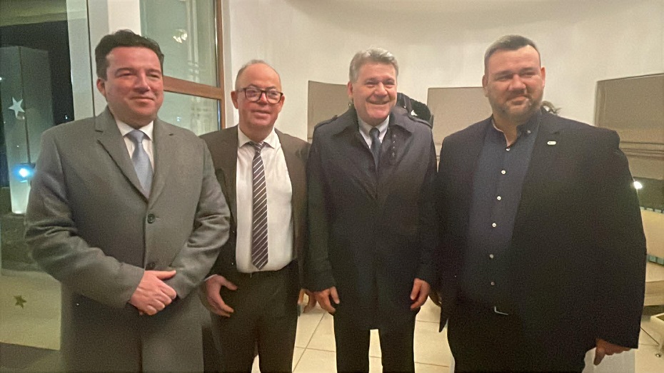 Λαμπρή βραδιά για το Επιμελητήριο Λάρισας στην κοπή της πίτας- Κουρέτας: μοναδικά τα θεσσαλικά αγροτικά προϊόντα (ΦΩΤΟ)