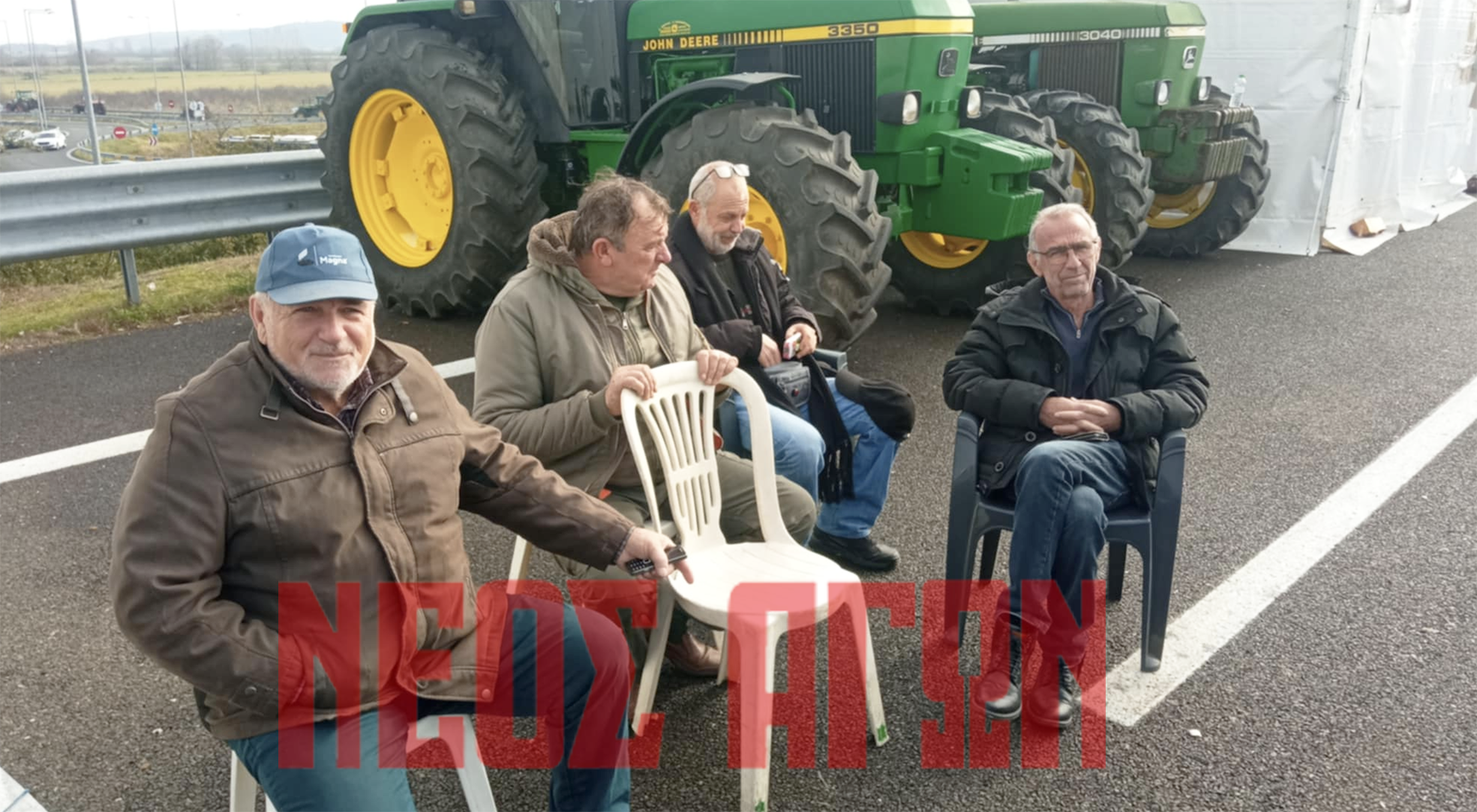 Μετά από 55 μερόνυχτα τα τρακτέρ του μπλόκου της Καρδίτσας επιστρέφουν στα χωριά (ΦΩΤΟ)