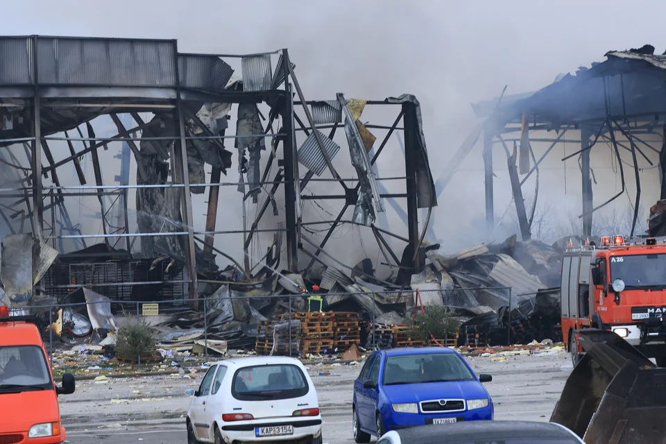 Συγκλονίζουν ιστορίες των προσώπων της τραγωδίας στη Βιολάντα: «Δούλευε νύχτα για να είναι κοντά στα παιδιά της»