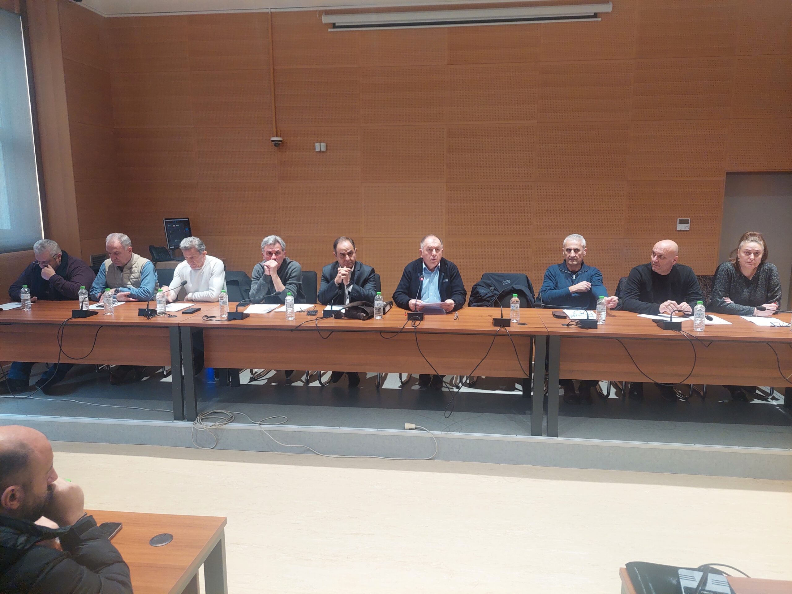 Αποκαταστάσεις στα ορεινά, Καλέντζης, πεζοδρόμια και γέφυρες στο Δημοτικό Συμβούλιο Καρδίτσας