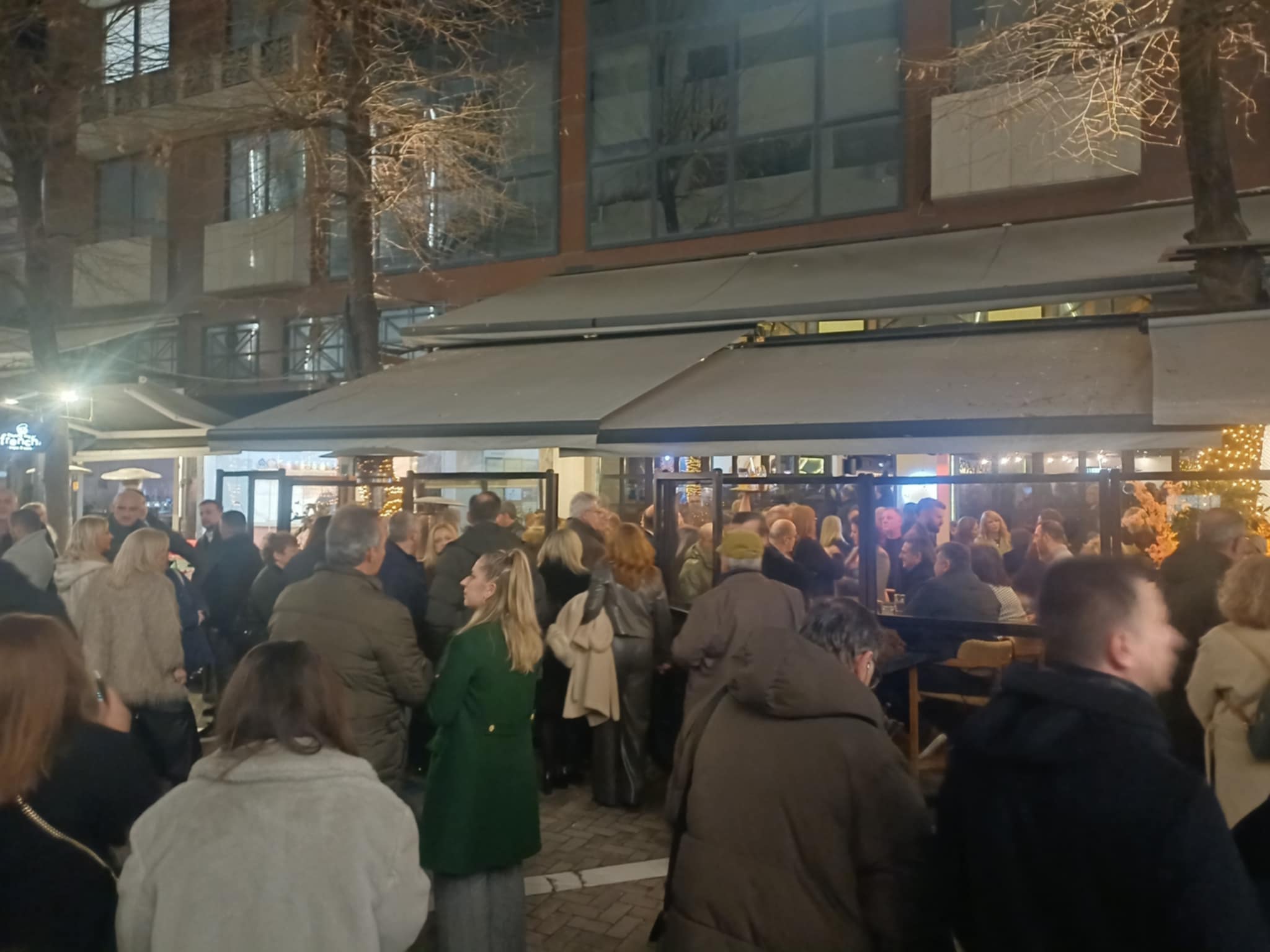 H παράταξη του δημάρχου θανάση Μαμάκου «Η Λάρισα που μας αξίζει!» έκοψε την πρωτοχρονιάτικη πίτα (ΦΩΤΟ+video)