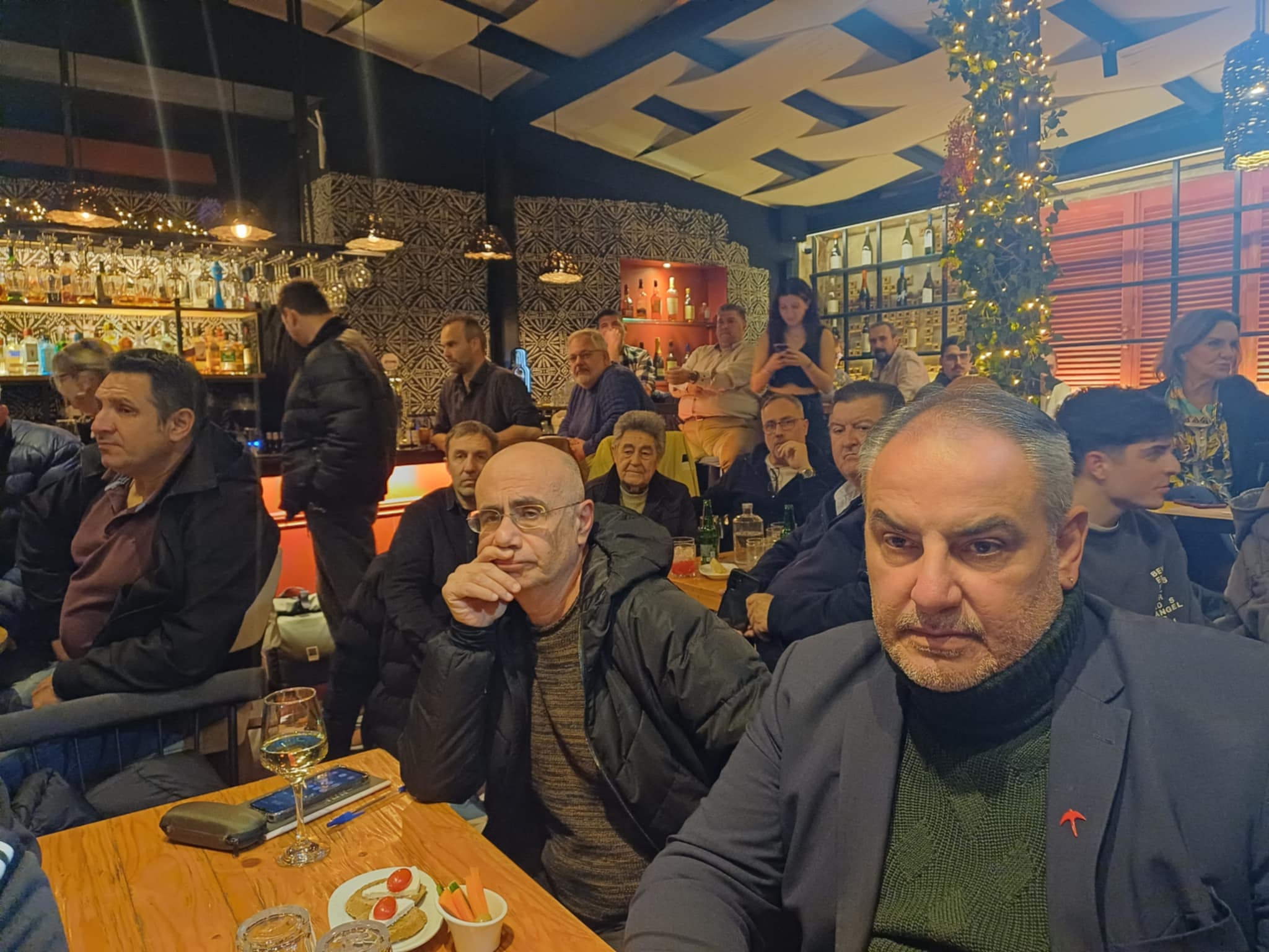 Στη Λάρισα ο Γιάνης Βαρουφάκης - Ανοιχτή συζήτηση χωρίς φίλτρα με πολίτες (ΦΩΤΟ)