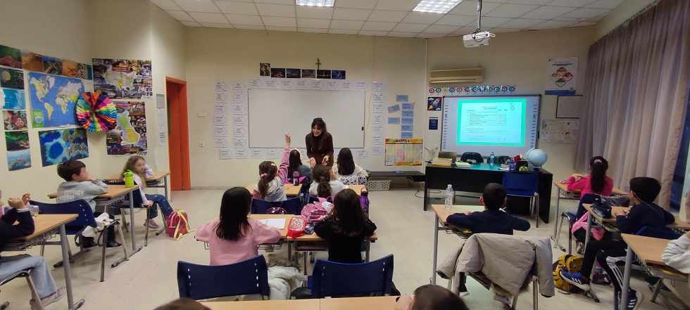 Με μεγάλη επιτυχία πραγματοποιήθηκε στη Σχολή Καραβάνα το δεύτερο εργαστήρι προετοιμασίας για τον διαγωνισμό Χαρισμάθεια