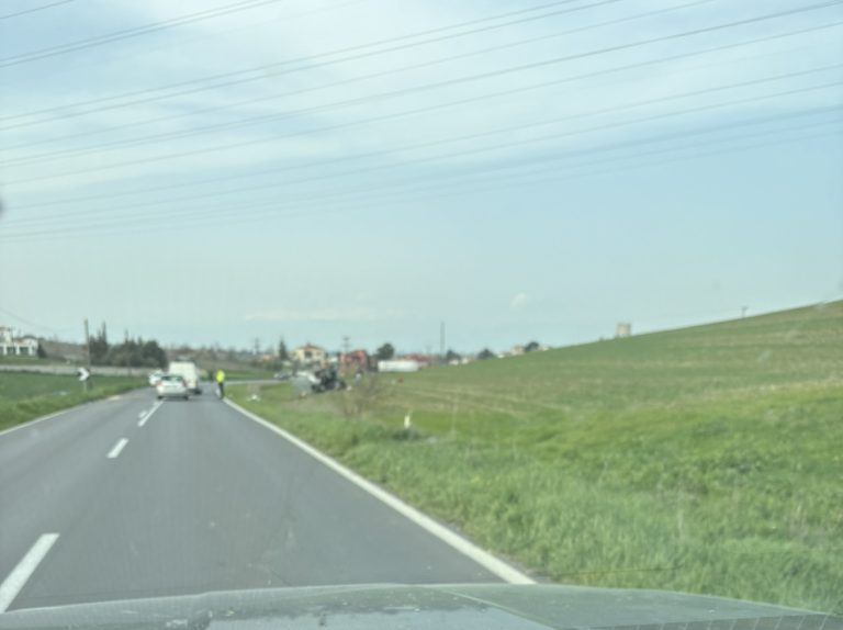 Θανατηφόρο τροχαίο μετά τη Νίκαια Λάρισας – Νεκρός 95χρονος οδηγός