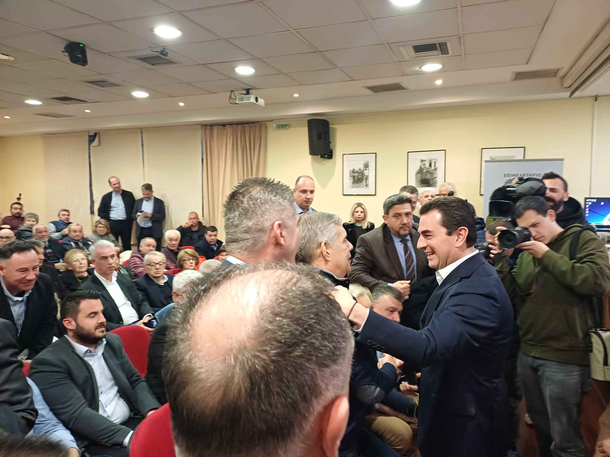 Σκρέκας στην περιφερειακή συνέλευση της ΝΔ ενόψει του προσυνεδρίου: προτεραιότητα της κυβέρνησης η Θεσσαλία (ΦΩΤΟ)