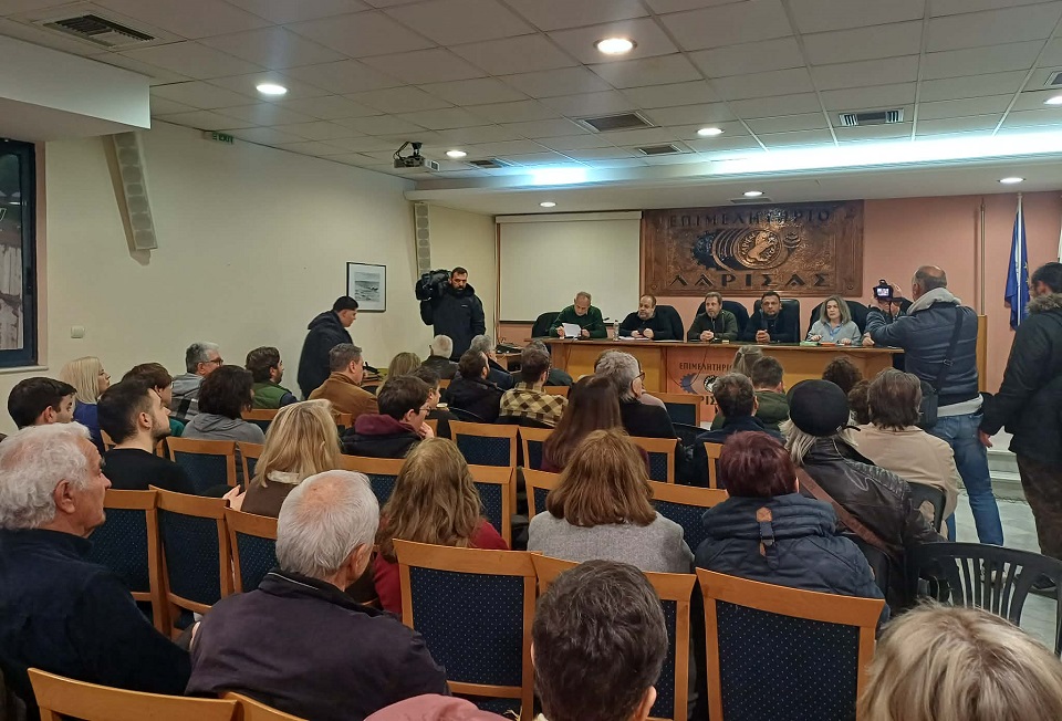 Τρία χρόνια από την τραγωδία στα Τέμπη: «Δεν θα σταματήσουμε μέχρι να βρούμε την αλήθεια» (ΦΩΤΟ)