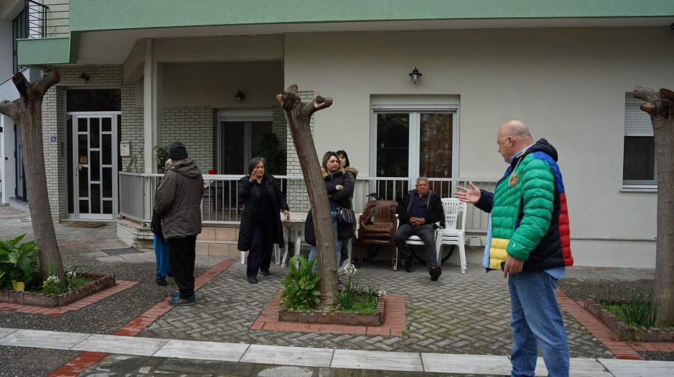 Επίσκεψη Μπέου στο πάρκο Αγίων Αναργύρων και στο χώρο πισω από τη ΜΕΚΑ στη Νέα Ιωνία (ΦΩΤΟ+video)