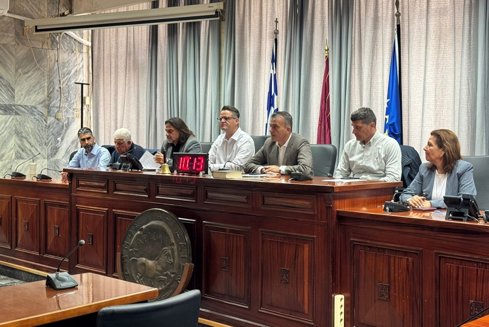 Δήμος Λαρισαίων: Ορκίστηκαν 13 μόνιμοι υπάλληλοι - Θ.Μαμάκος: «Βούληση για ενίσχυση με μόνιμο προσωπικό»    