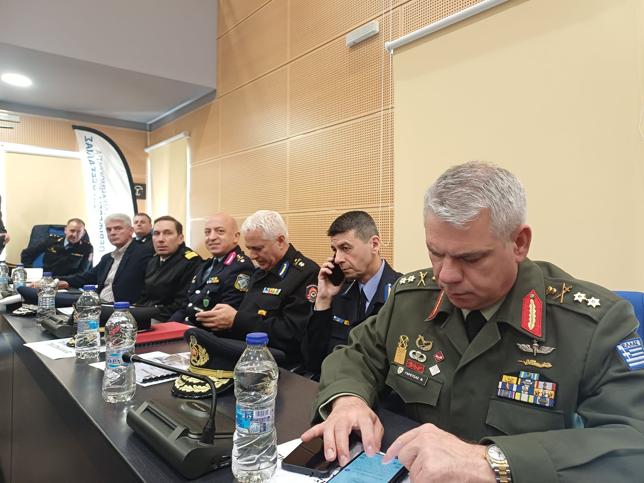 Σύσκεψη στην Περιφέρεια ενόψει αντιπυρικής περιόδου παρουσία του υπουργού Κλιματικής Κρίσης Ευαγγ. Τουρνά (ΦΩΤΟ)