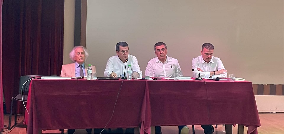 Παρουσιάστηκε στη Λάρισα το νέο βιβλίο του Αντώνη Ρουπακιώτη για τη δικαστική εξουσία (ΦΩΤΟ)