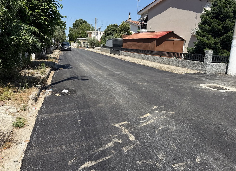 Αυτοψία Εσκίογλου στα έργα αποκατάστασης και ασφαλτόστρωσης οδικών αξόνων στα Φάρσαλα