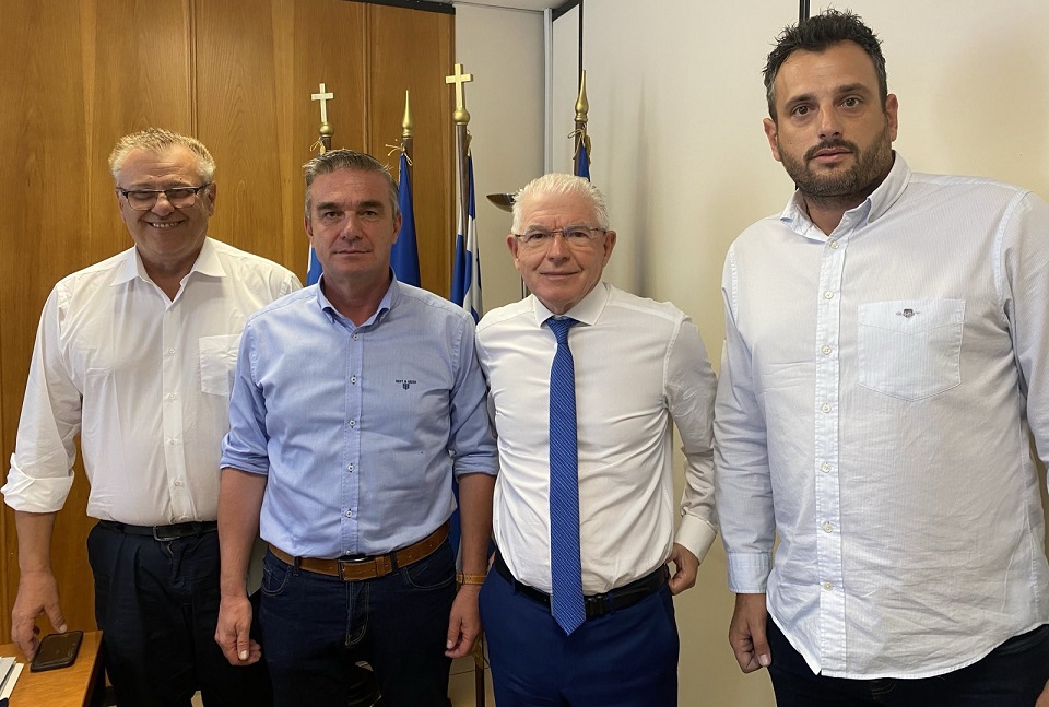 Στην Αθήνα δήμαρχος Τυρνάβου και περιφερειάρχης Θεσσαλίας με στελέχη αγροτικού κινήματος και συνεταιρισμών για χαλαζόπληκτους