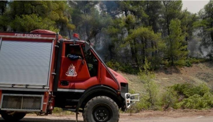 Φωτιά τώρα στα Αϊβαλιώτικα Βόλου, σηκώθηκαν 2 ελικόπτερα -112 στους κατοίκους-και νέα φωτιά στο Σορό