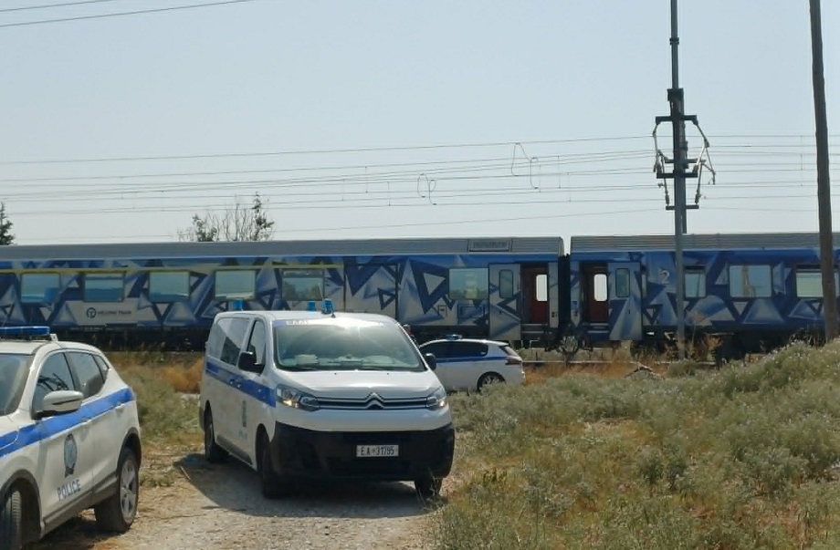 Τραγωδία στη Λάρισα: Το ενδεχόμενο αυτοκτονίας εξετάζουν οι αρχές για τον άνδρα που διαμελίστηκε από τρένο