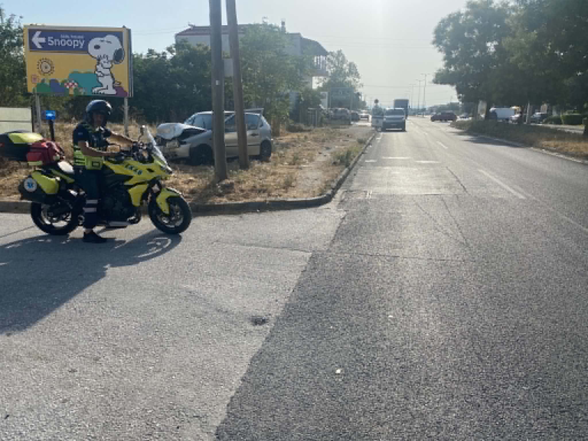 Σοβαρό τροχαίο στην οδό Βόλου έπειτα από σύγκρουση δύο ΙΧ- ενα παιδάκι τραυματίστηκε (ΦΩΤΟ+video)
