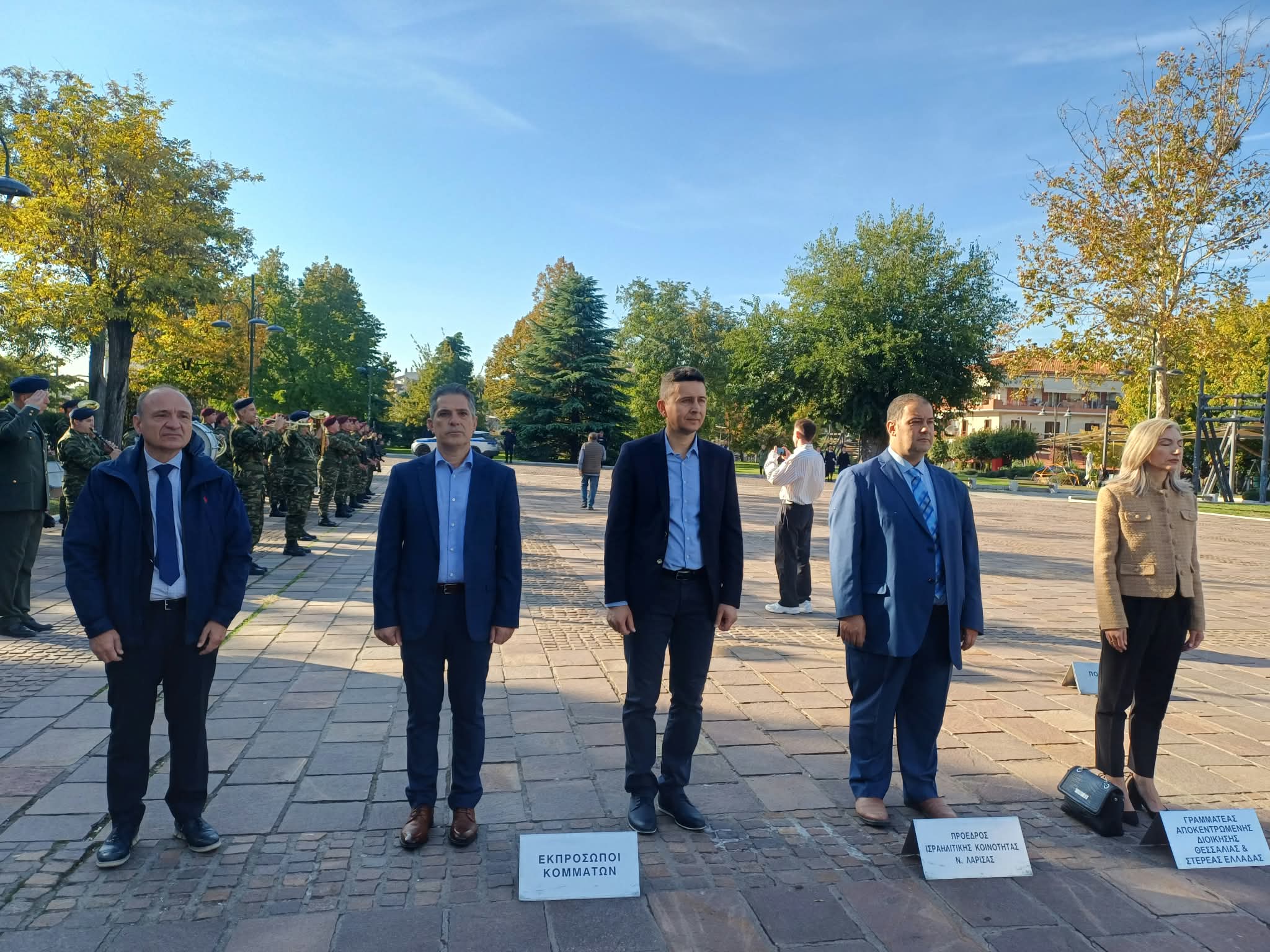 Λάρισα: Κατάθεση στεφάνων για την επέτειο ίδρυσης του ΟΗΕ (ΦΩΤΟ+video)