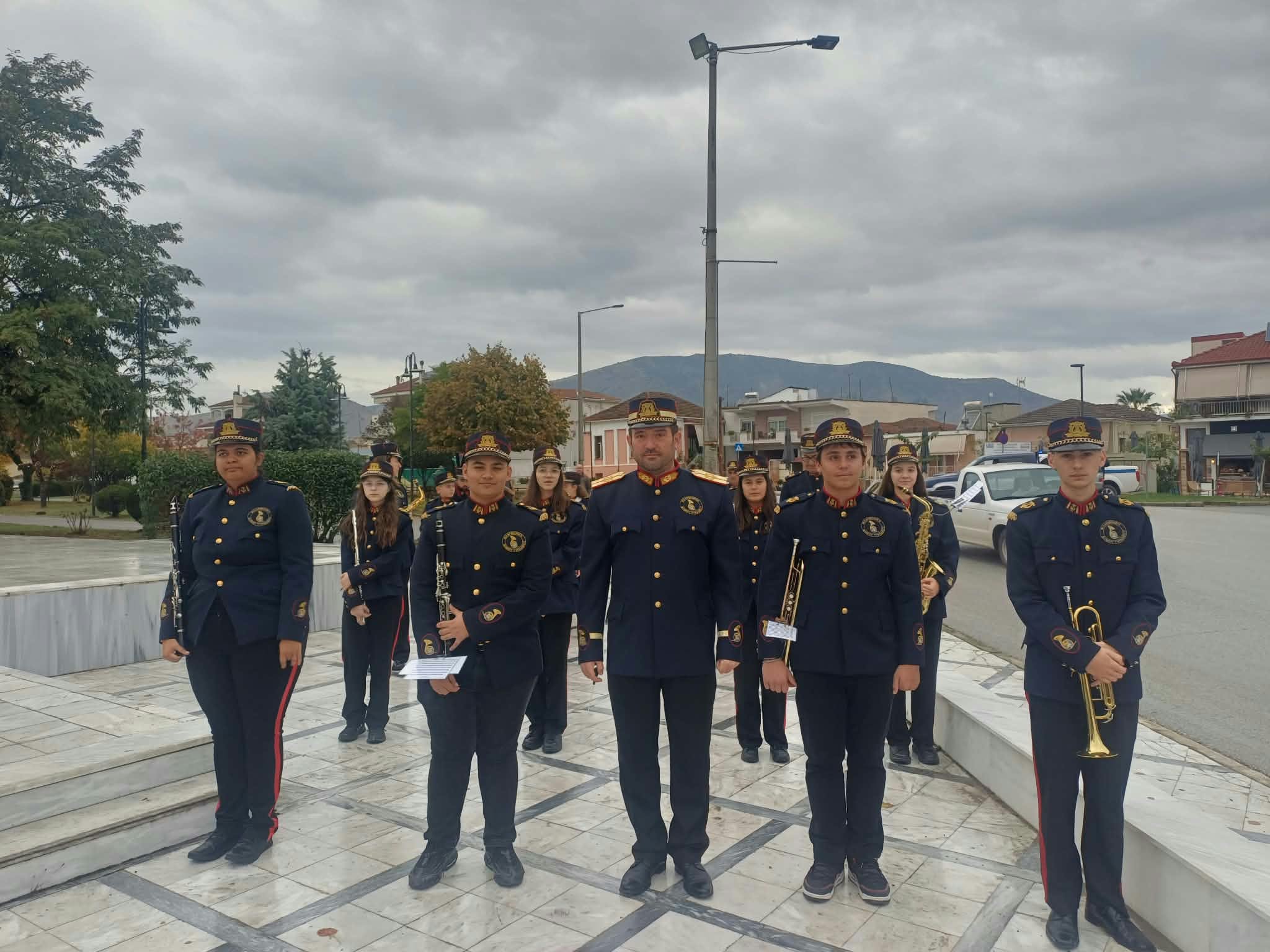 Τύρναβος: Τίμησαν την επέτειο απελευθέρωσης από τη γερμανική κατοχή (ΦΩΤΟ-ΒΙΝΤΕΟ)