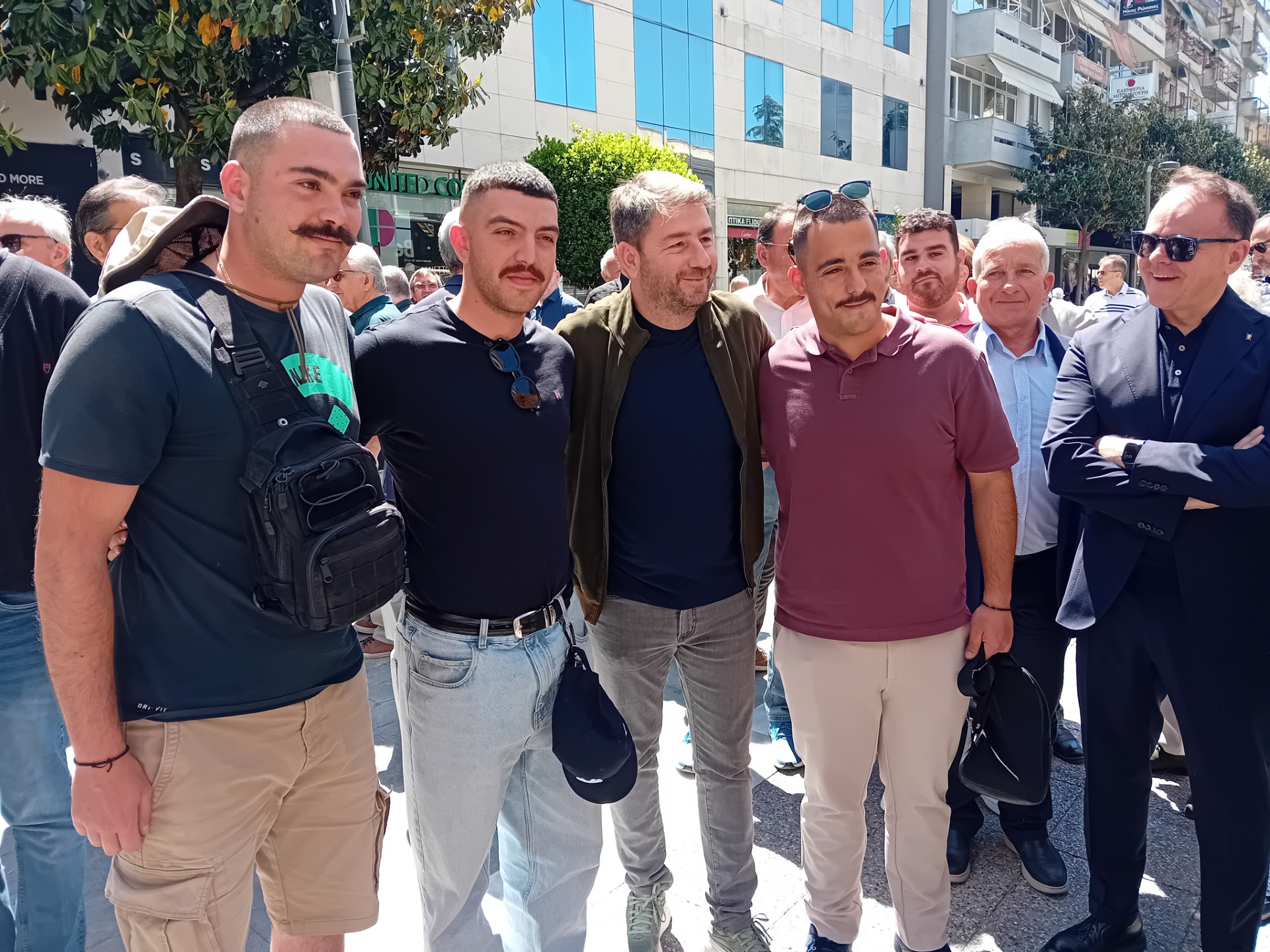Ανδρουλάκης από Τρίκαλα: Το αφήγημα της κυβέρνησης της ΝΔ για «ήρεμα νερά» είναι παραμύθι για λίγους